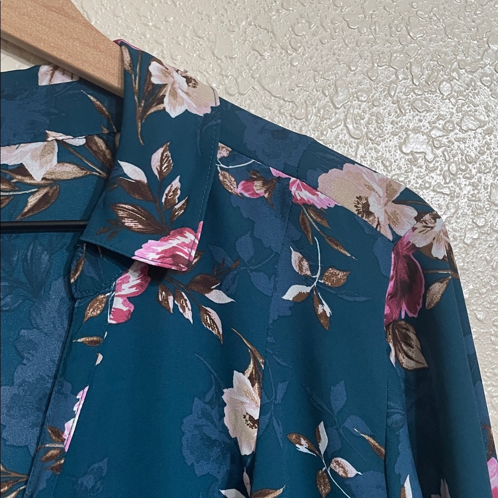 Torrid fit and flair long sleeve top - Picture 7 of 11